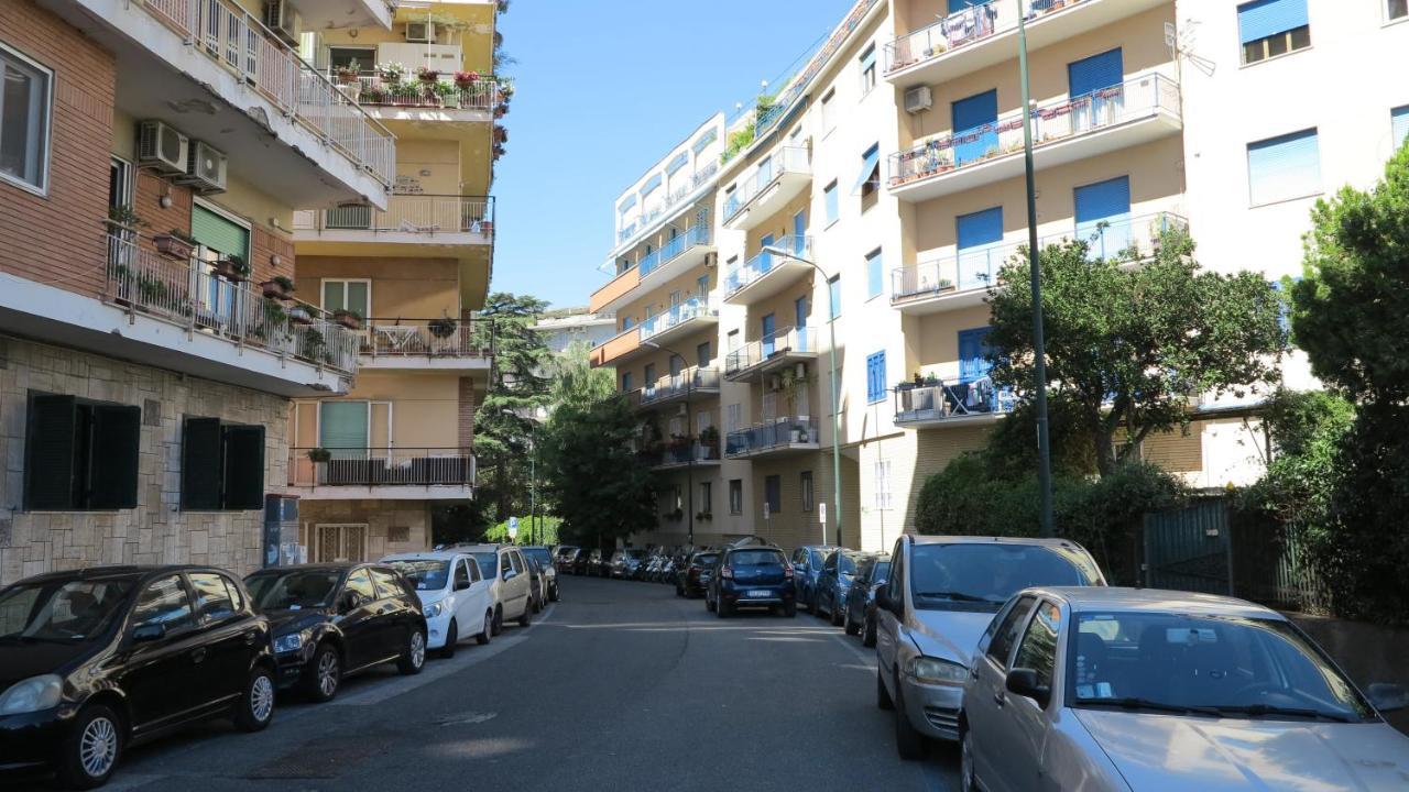Spacious Panoramic Apartment - Half Way Center-Vomero District Napoli Exterior foto